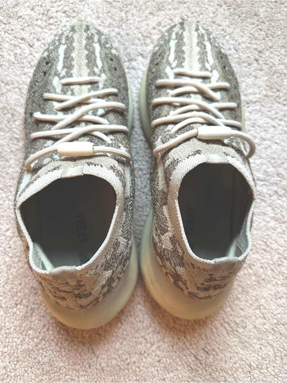 adidas Yeezy Boost 380 Pyrite GZ0473 size 10 - Picture 3 of 8